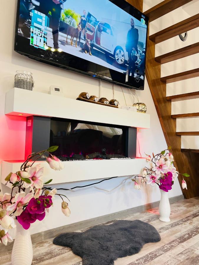 Zizi'S House Garii Apartment Brasov Ngoại thất bức ảnh
