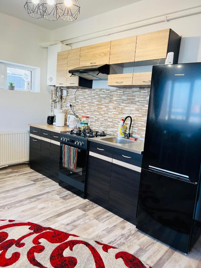 Zizi'S House Garii Apartment Brasov Ngoại thất bức ảnh