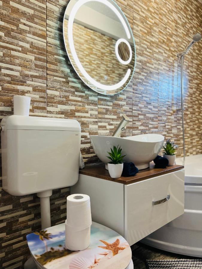 Zizi'S House Garii Apartment Brasov Ngoại thất bức ảnh