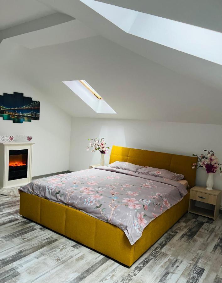 Zizi'S House Garii Apartment Brasov Ngoại thất bức ảnh