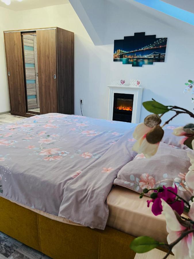 Zizi'S House Garii Apartment Brasov Ngoại thất bức ảnh