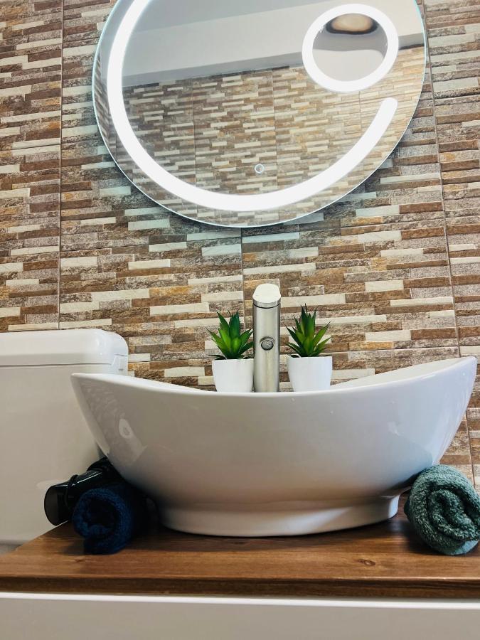 Zizi'S House Garii Apartment Brasov Ngoại thất bức ảnh